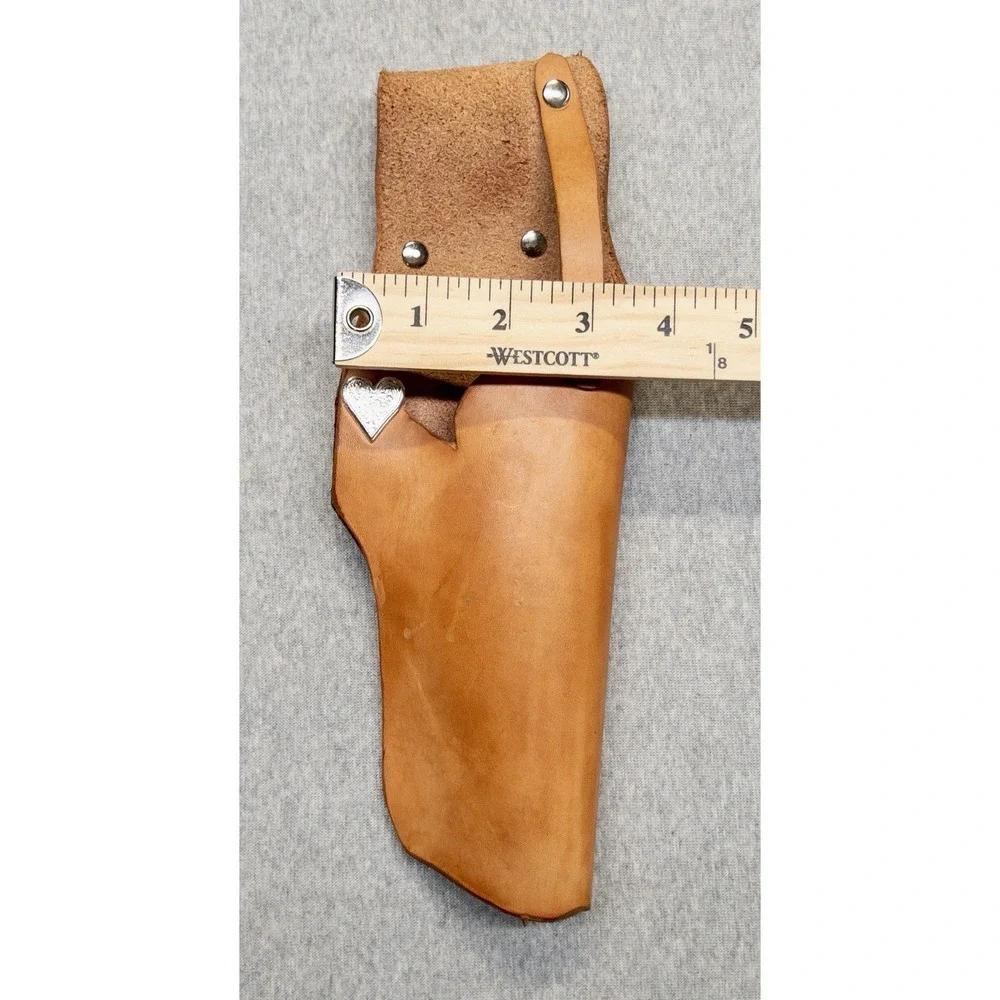 Vtg Brown Leather Holster With Silver‎ Heart 11